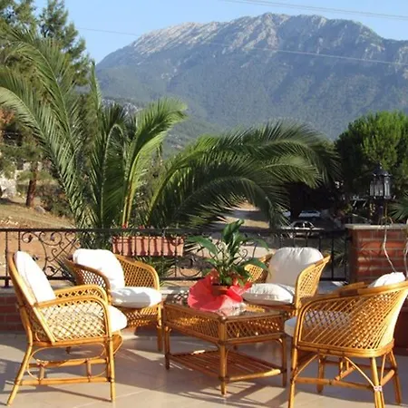 Hotel Leytur 3*