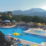Leytur Hotel