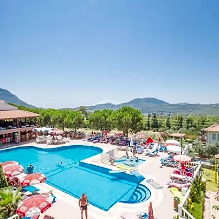 Hotel Leytur 3*
