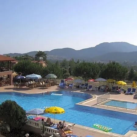 Leytur 3*