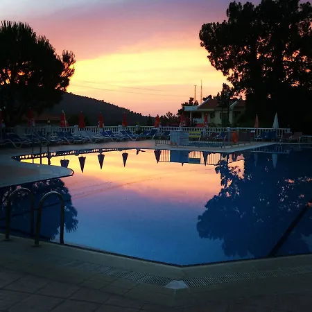 Leytur Hotel
