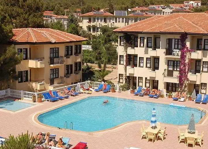 Hotel Leytur 3*